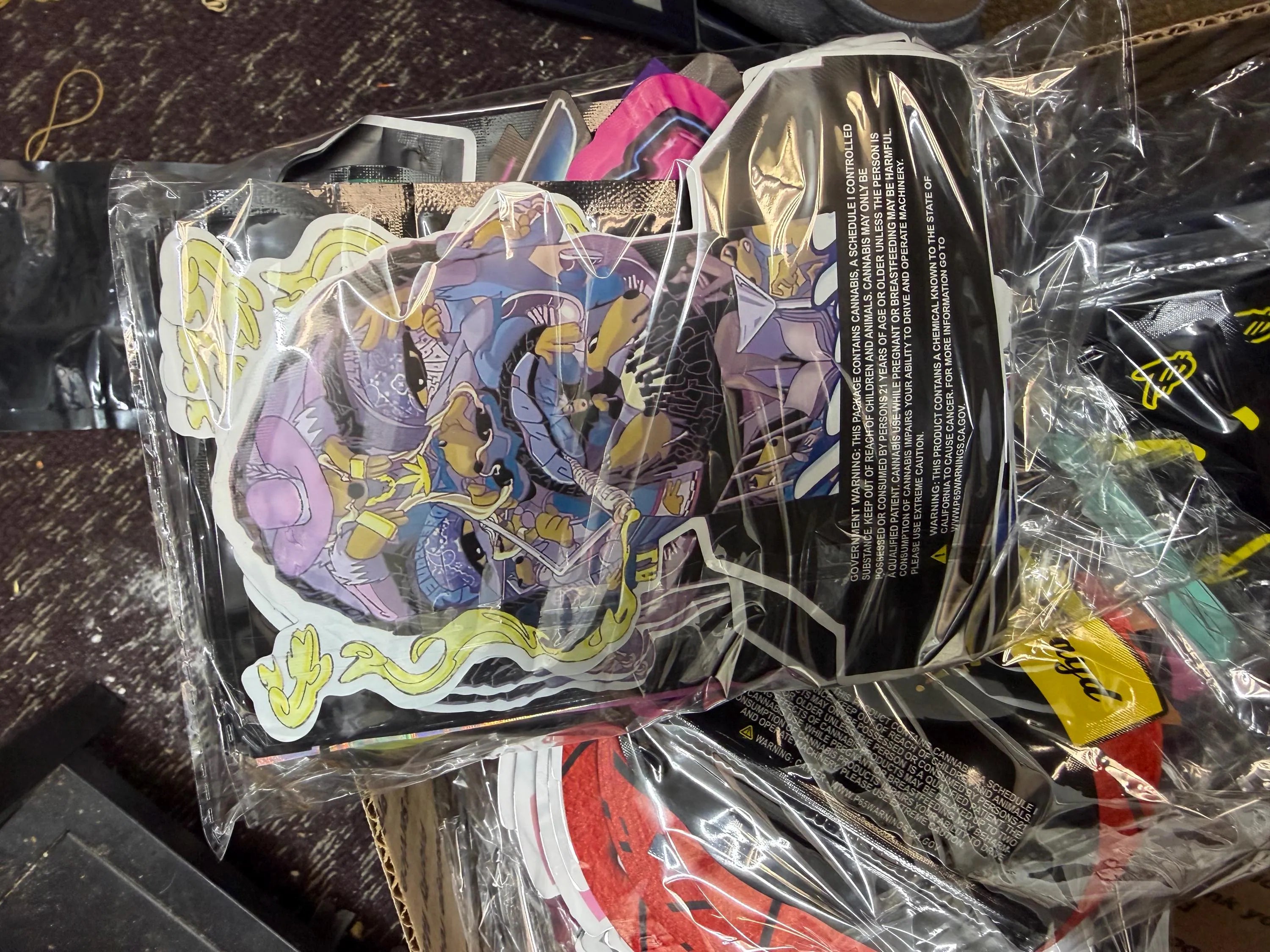Assorted designed mylar bags pouches. Smell proof waterproof. Very good quality 50ct/pack. Sizes vary, design vary. Multiple designes per pk